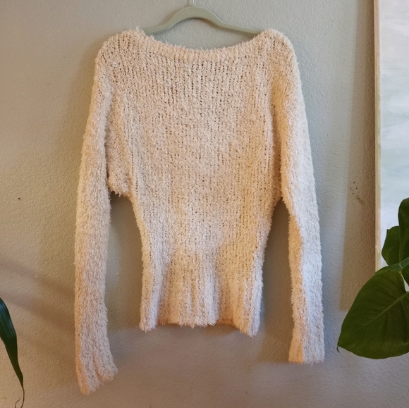 Elizabeth and James Chenille Comfy Fuzzy Textured Knit Wide V Neck Sweater - Picture 3 of 5
